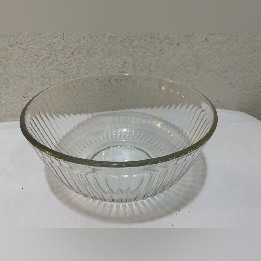 Pyrex 7403-S Ribbed Clear Glass Mixing Bowl 10 Cup 2.5L Capacity Made in USA